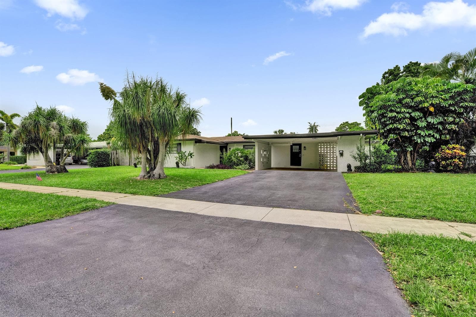 885 Azalea Court, Plantation, FL 33317 — zdjęcie 2