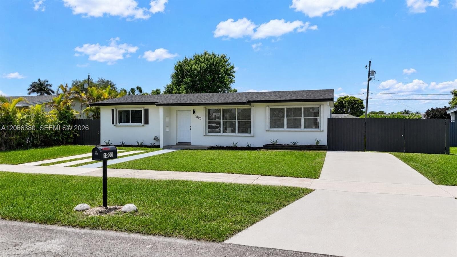 1500 NW 11th St, Homestead, FL 33030