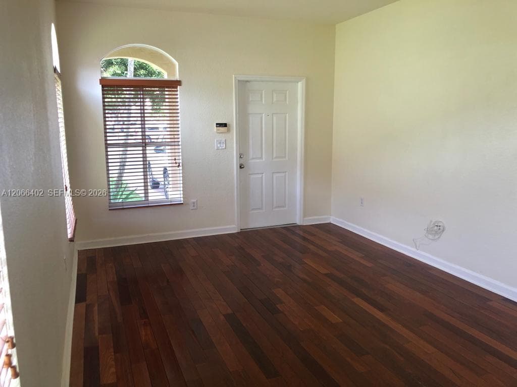 5598 NW 113th Ave # -, Doral, FL 33178 — zdjęcie 3