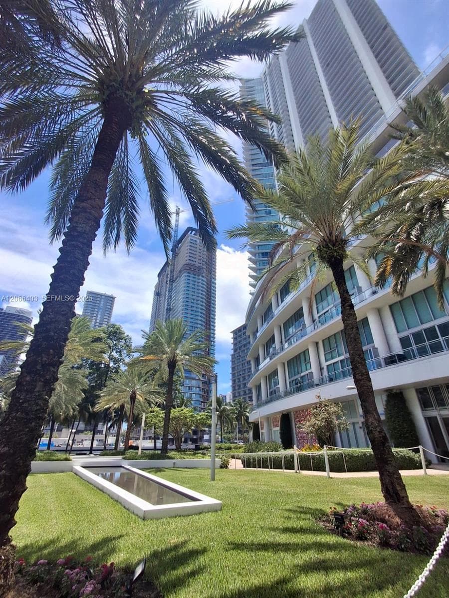 92 SW 3rd St # 3808, Miami, FL 33130