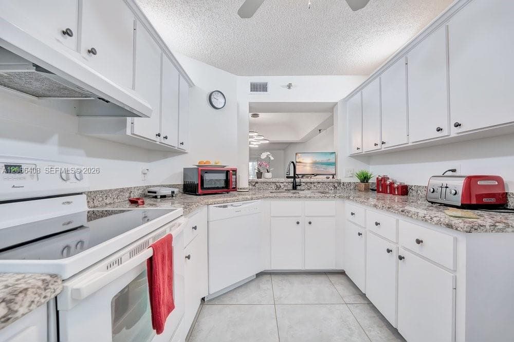 23344 Carolwood Ln # 201, Boca Raton, FL 33428 — zdjęcie 5