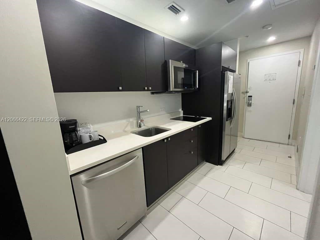 5300 NW 87th Ave # 307, Doral, FL 33178 — zdjęcie 2