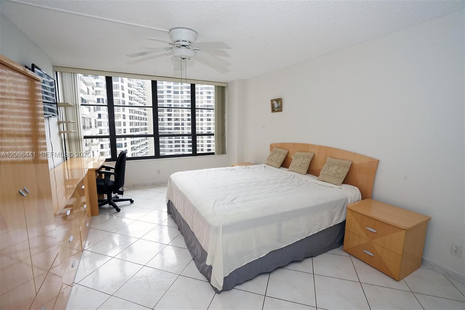 600 Three Islands Blvd # 1416, Hallandale Beach, FL 33009 — zdjęcie 3