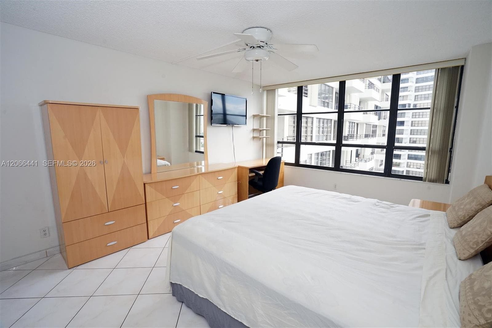 600 Three Islands Blvd # 1416, Hallandale Beach, FL 33009 — zdjęcie 4