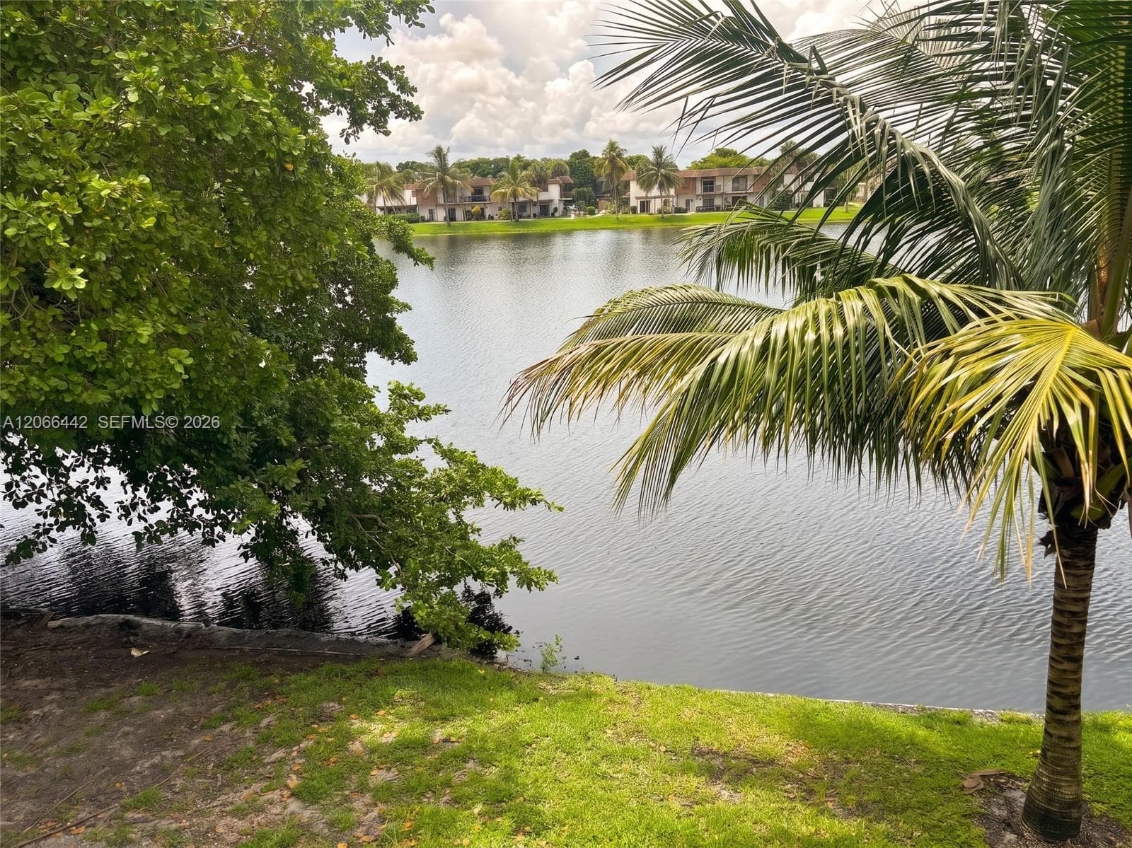 6910 NW 173rd Dr # 1008, Hialeah, FL 33015