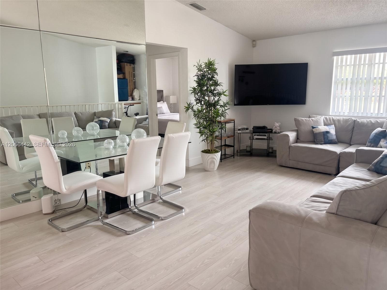 6910 NW 173rd Dr # 1008, Hialeah, FL 33015 — zdjęcie 4