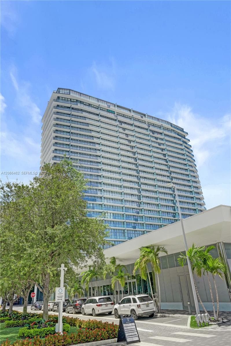 1170 E HALLANDALE BEACH BOULEVARD # 1111, Hallandale Beach, FL 33009 — zdjęcie 2