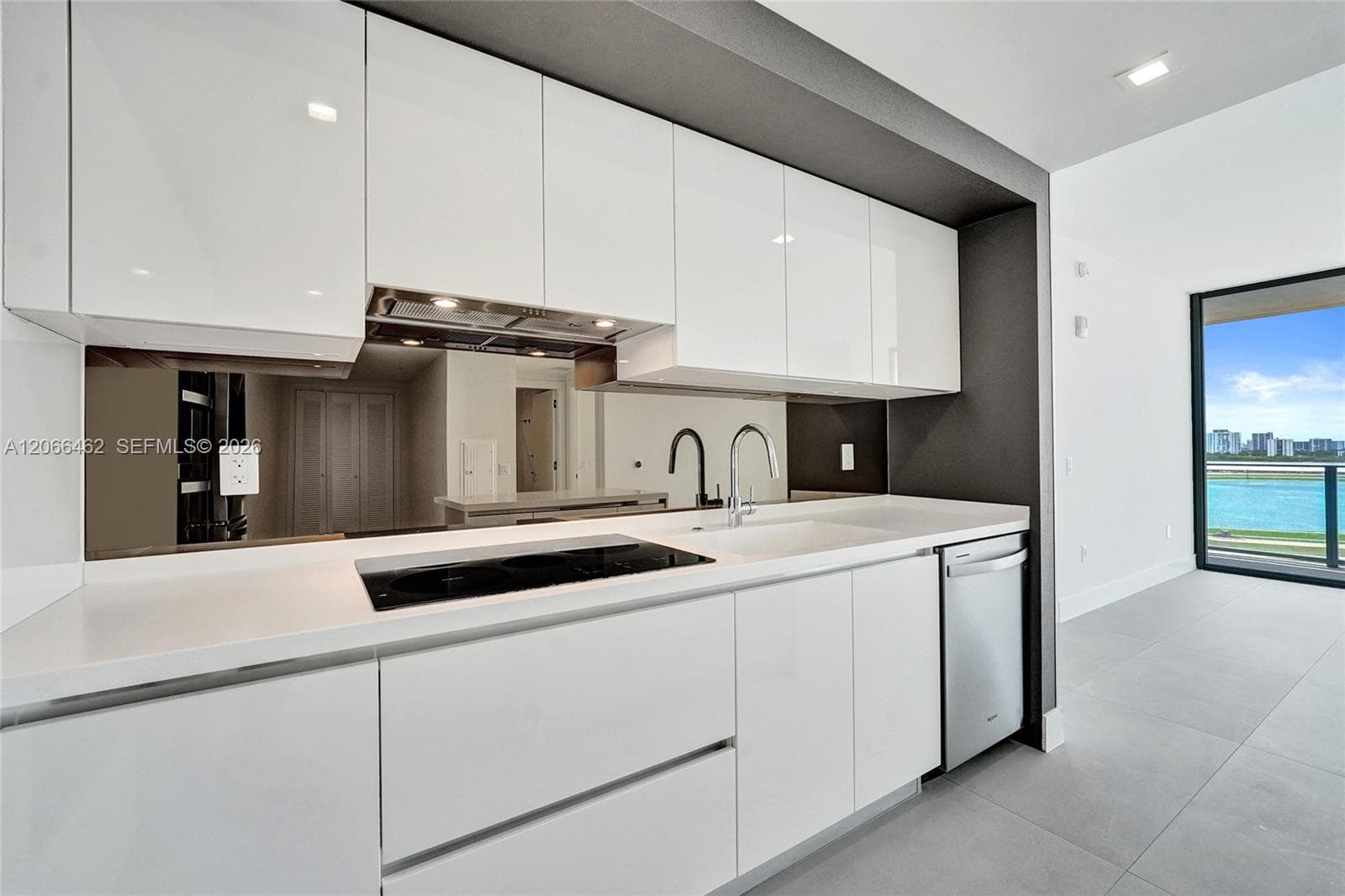1170 E HALLANDALE BEACH BOULEVARD # 1111, Hallandale Beach, FL 33009 — zdjęcie 5