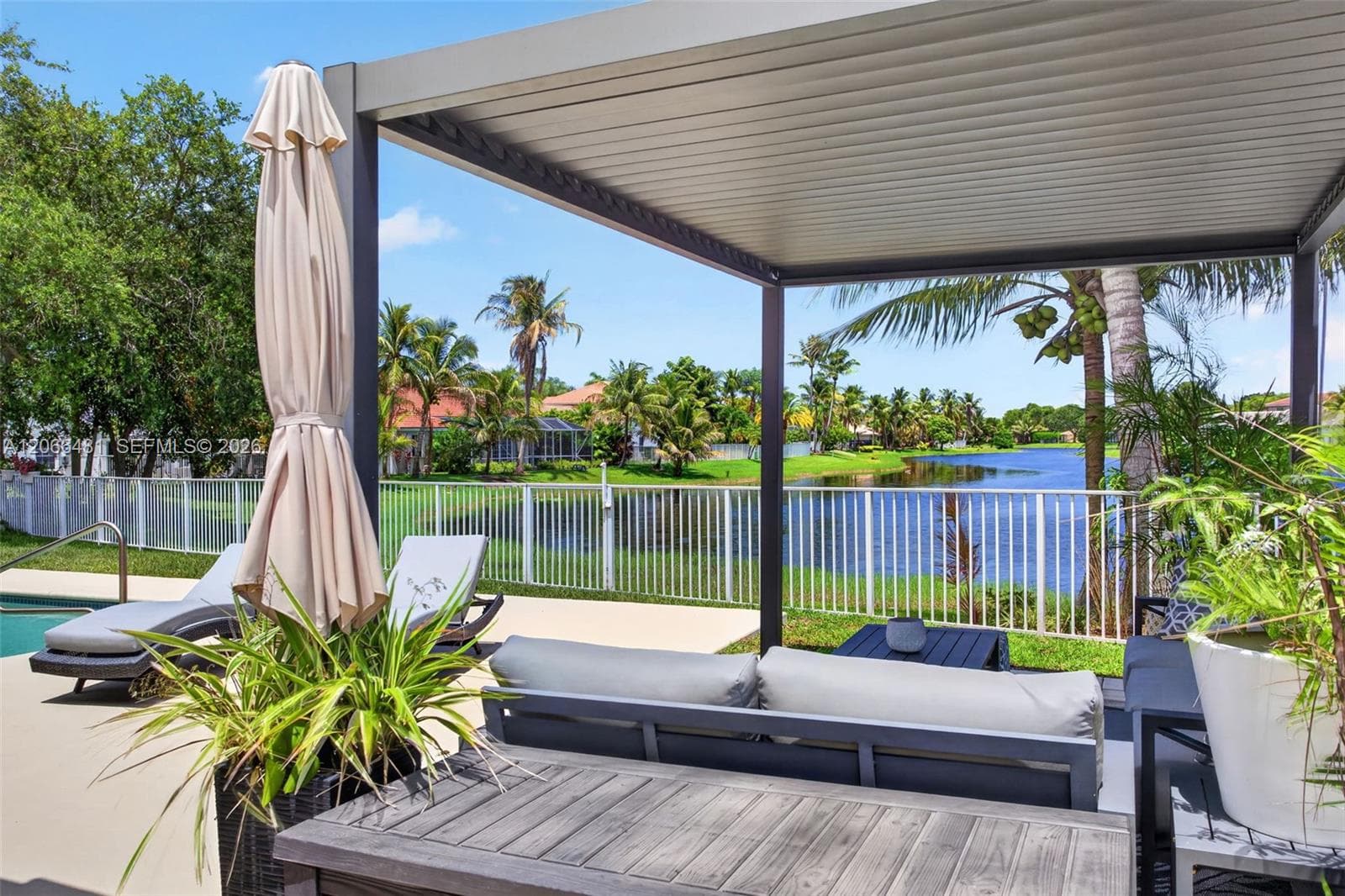 480 Cambridge Dr, Weston, FL 33326 — zdjęcie 4