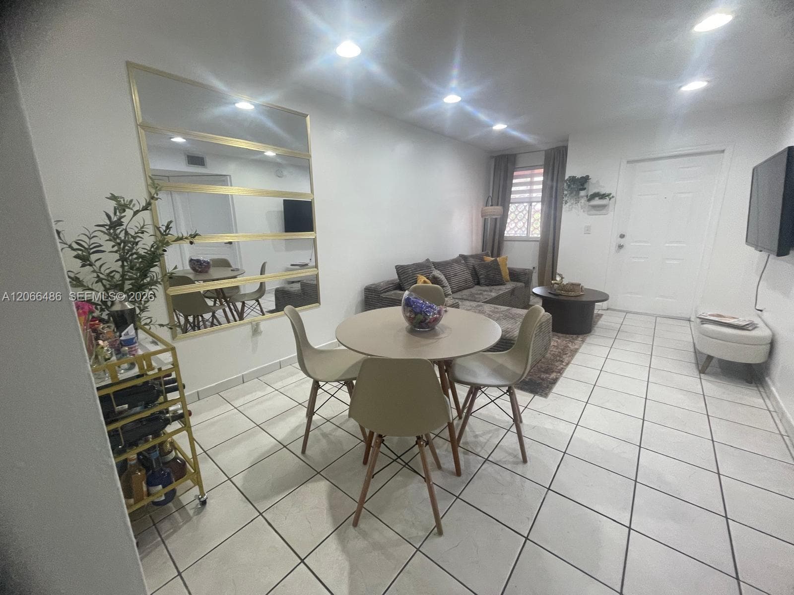 4689 NW 9th St # 207, Miami, FL 33126 — zdjęcie 3