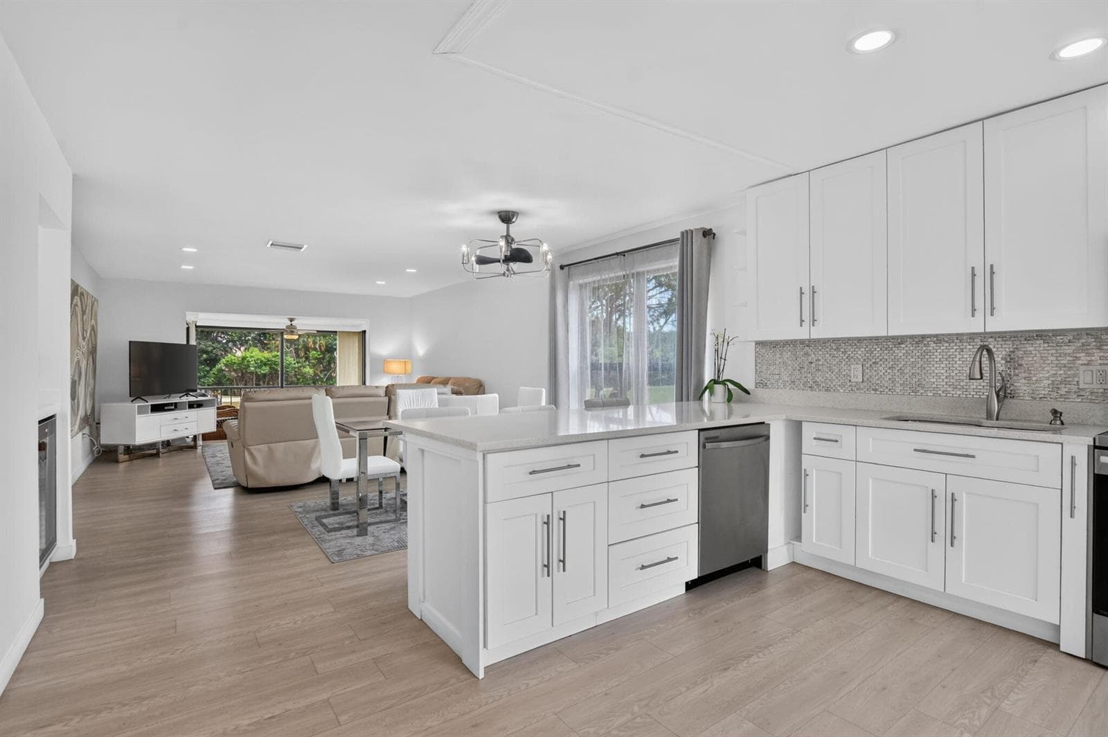 8545 Casa Del Lago # 38 H, Boca Raton, FL 33433