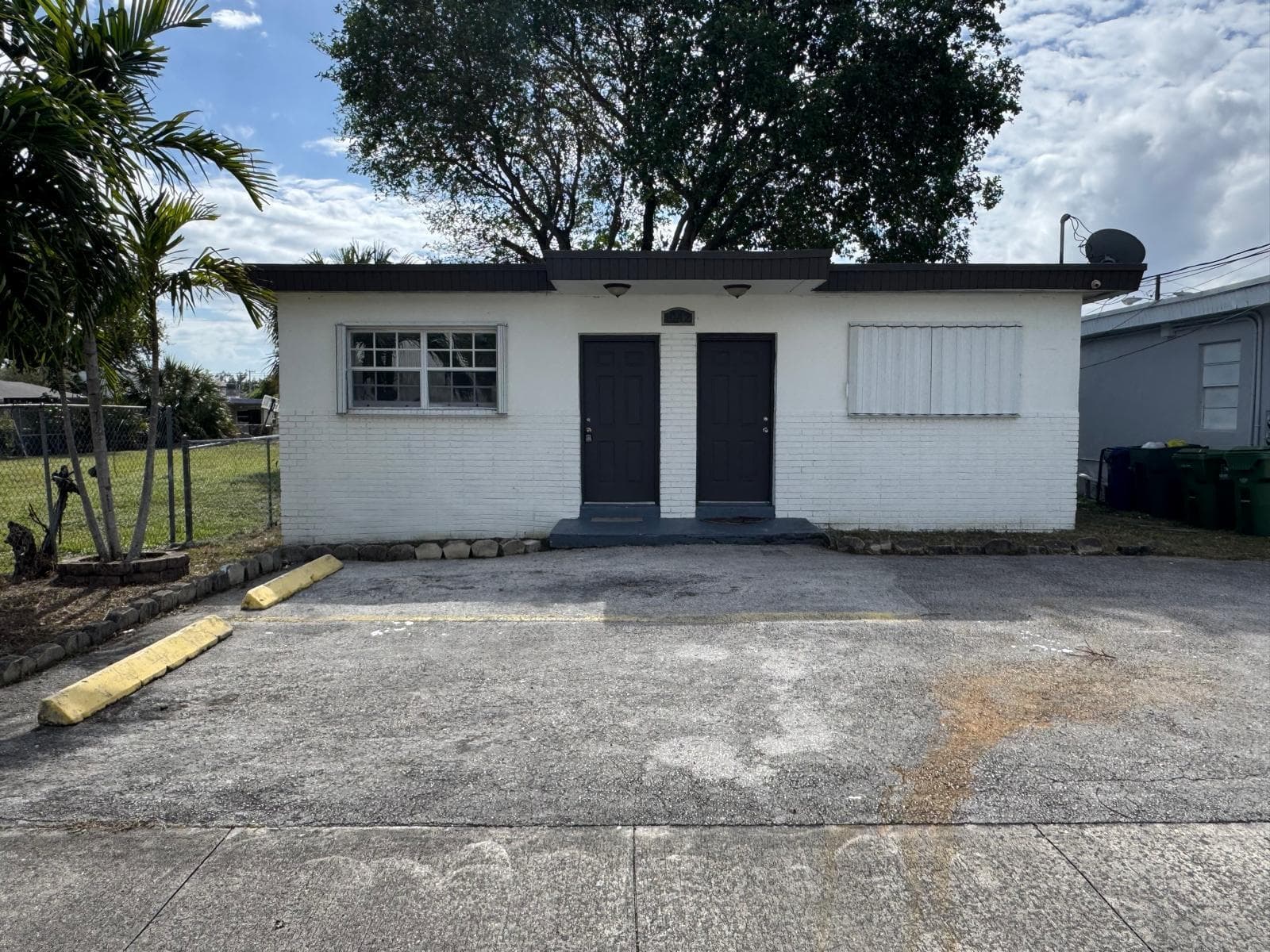1042 Foster Road, Hallandale Beach, FL 33009