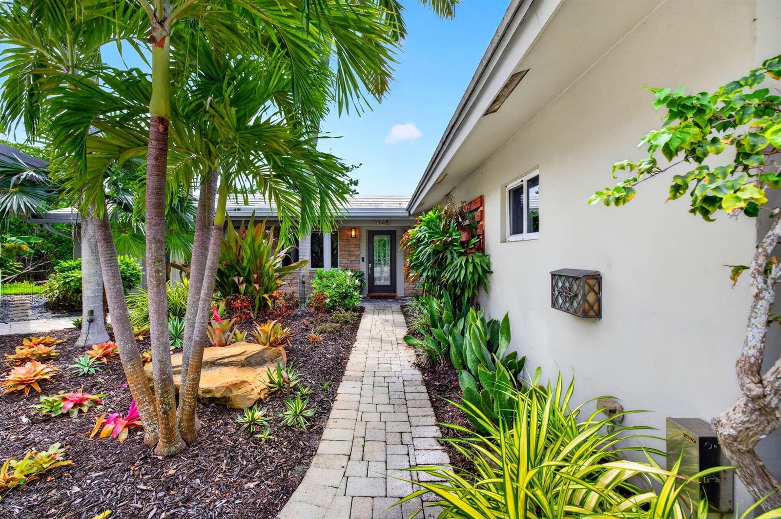 1948 NE 7TH Terrace, Wilton Manors, FL 33305 — zdjęcie 5