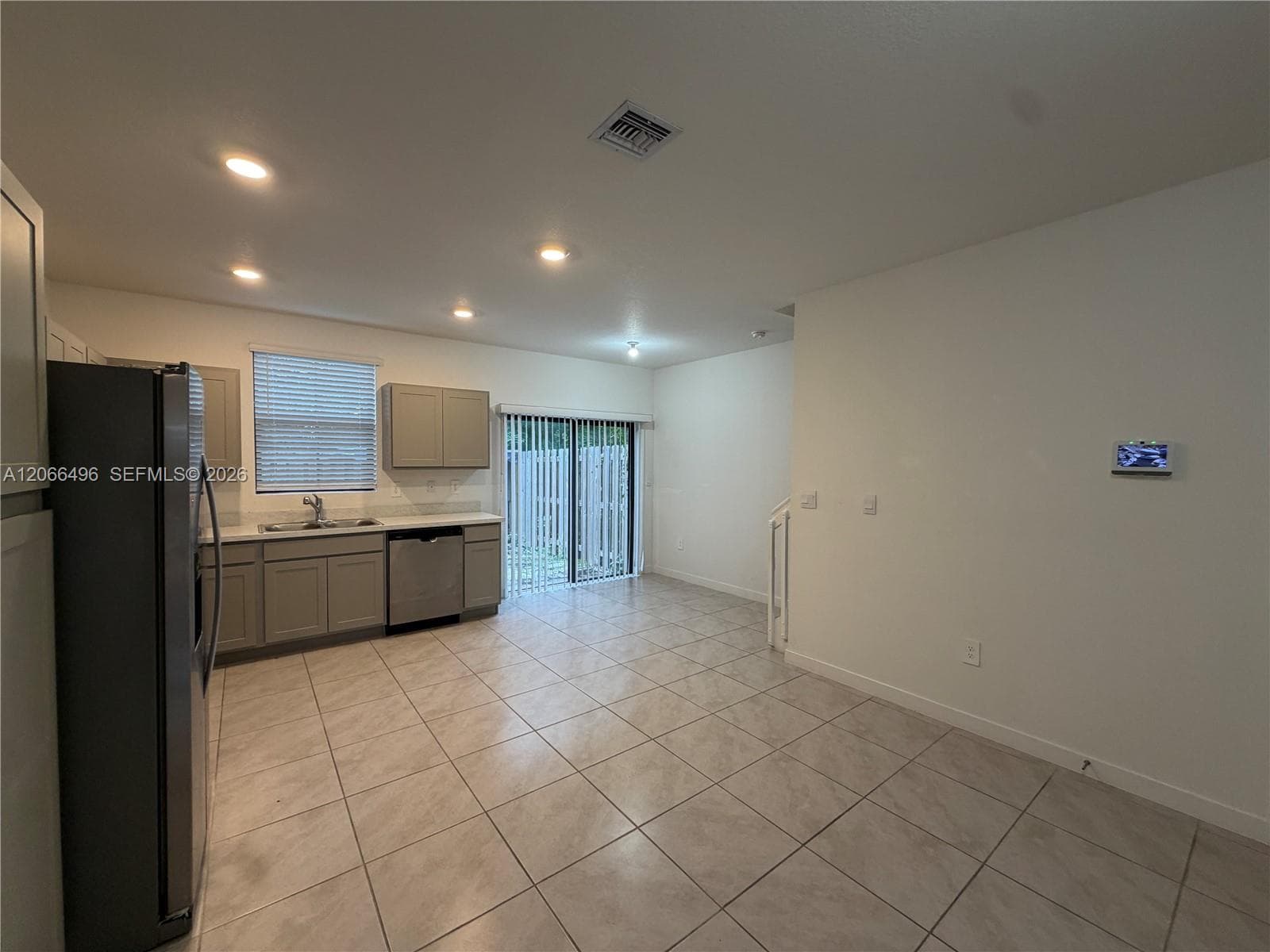 390 NE 12th St, Florida City, FL 33034 — zdjęcie 5