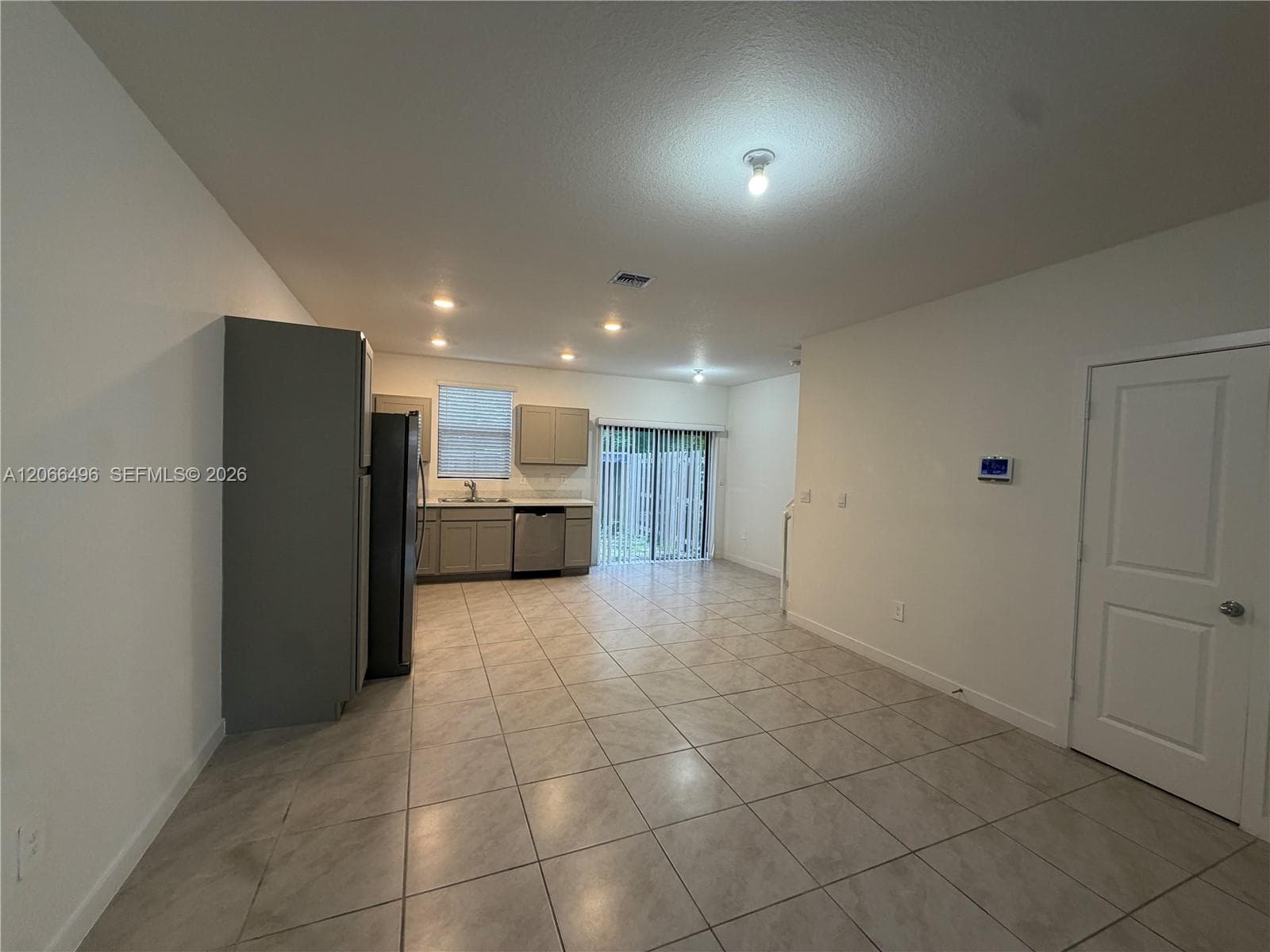 390 NE 12th St, Florida City, FL 33034 — zdjęcie 4