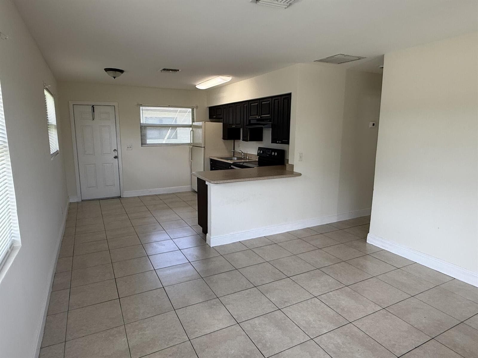 2820 Avenue S # A1, Riviera Beach, FL 33404 — zdjęcie 3