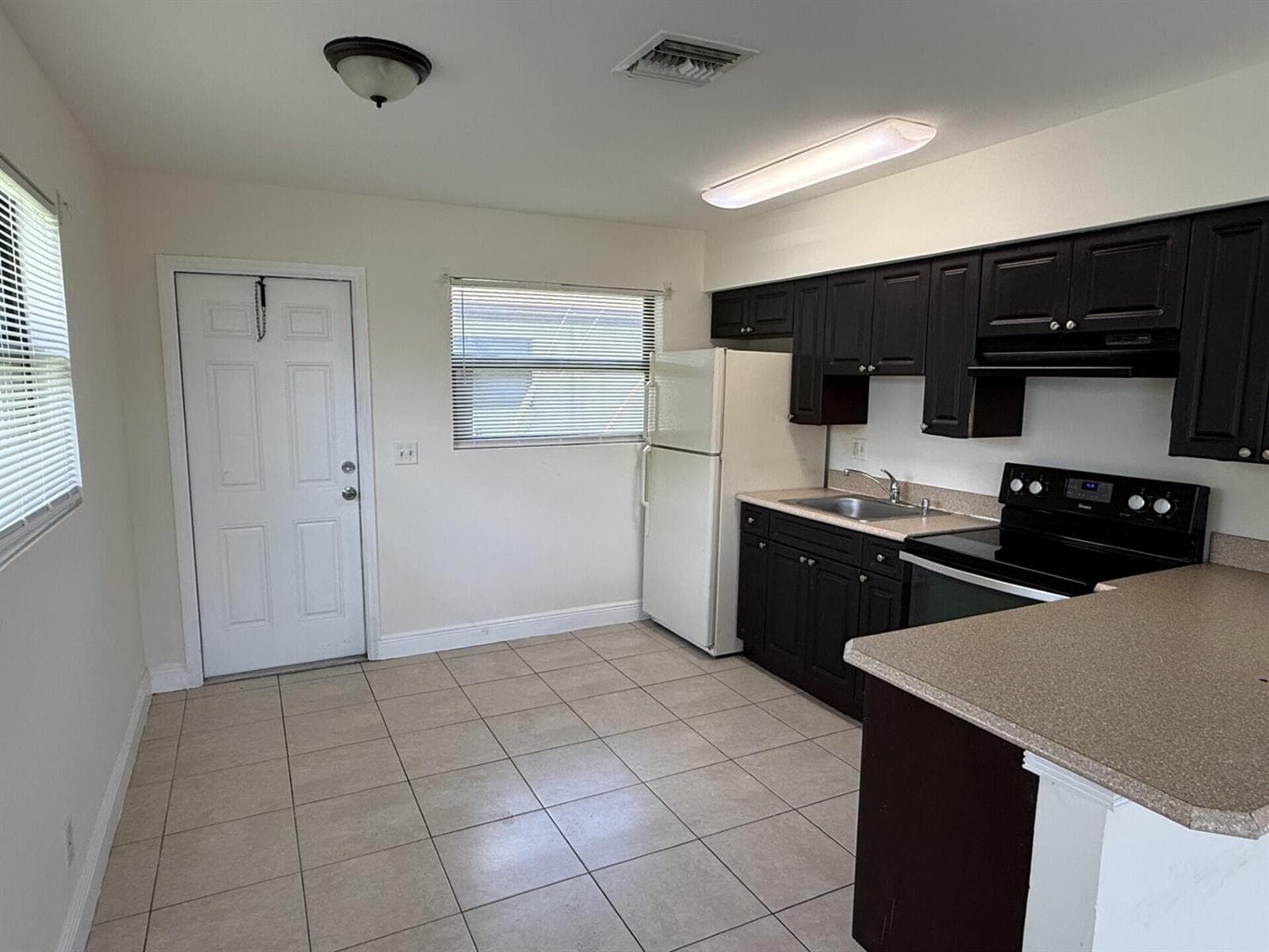 2820 Avenue S # A1, Riviera Beach, FL 33404 — zdjęcie 4