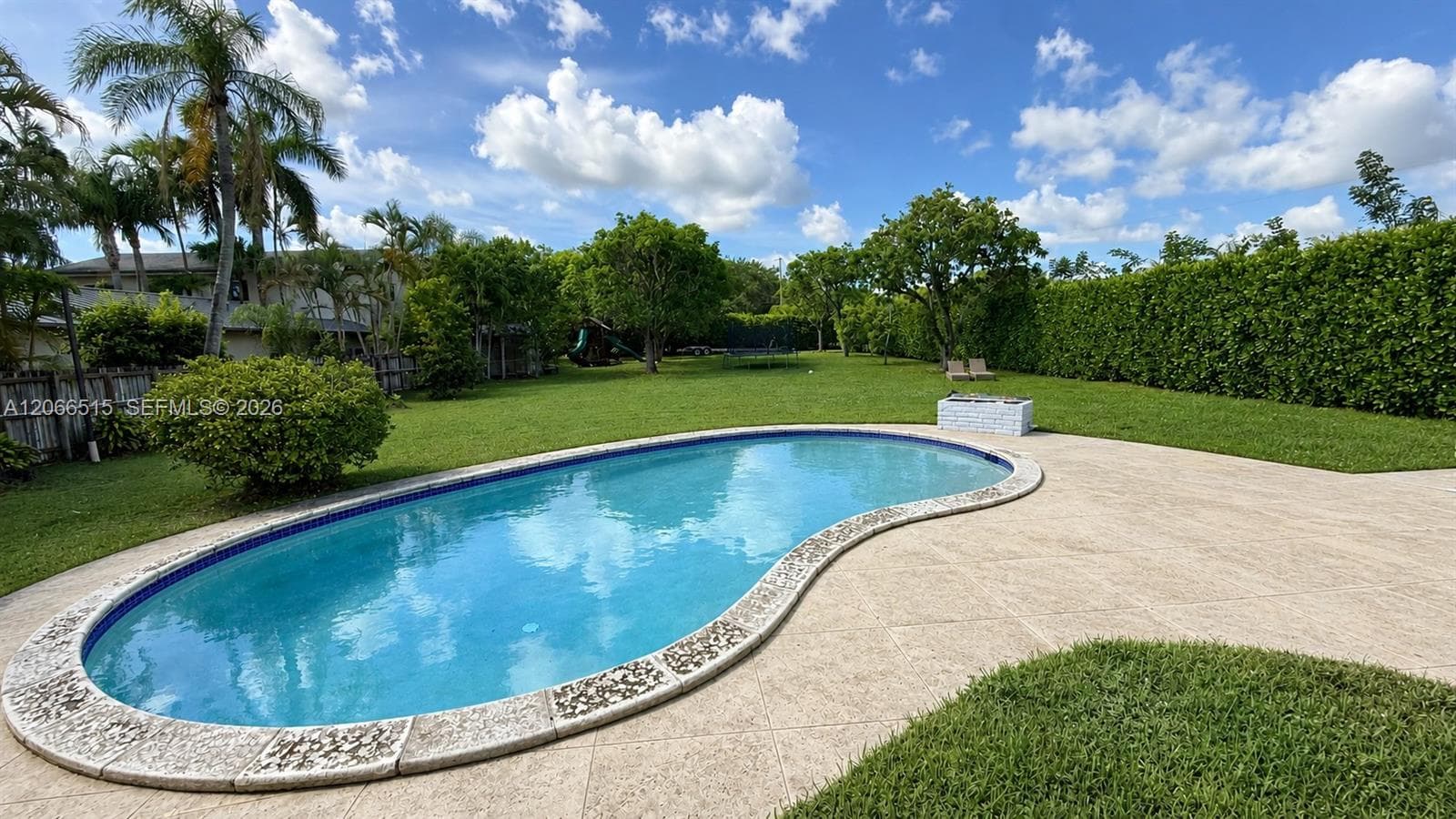 7550 SW 75th St, Miami, FL 33143 — zdjęcie 3