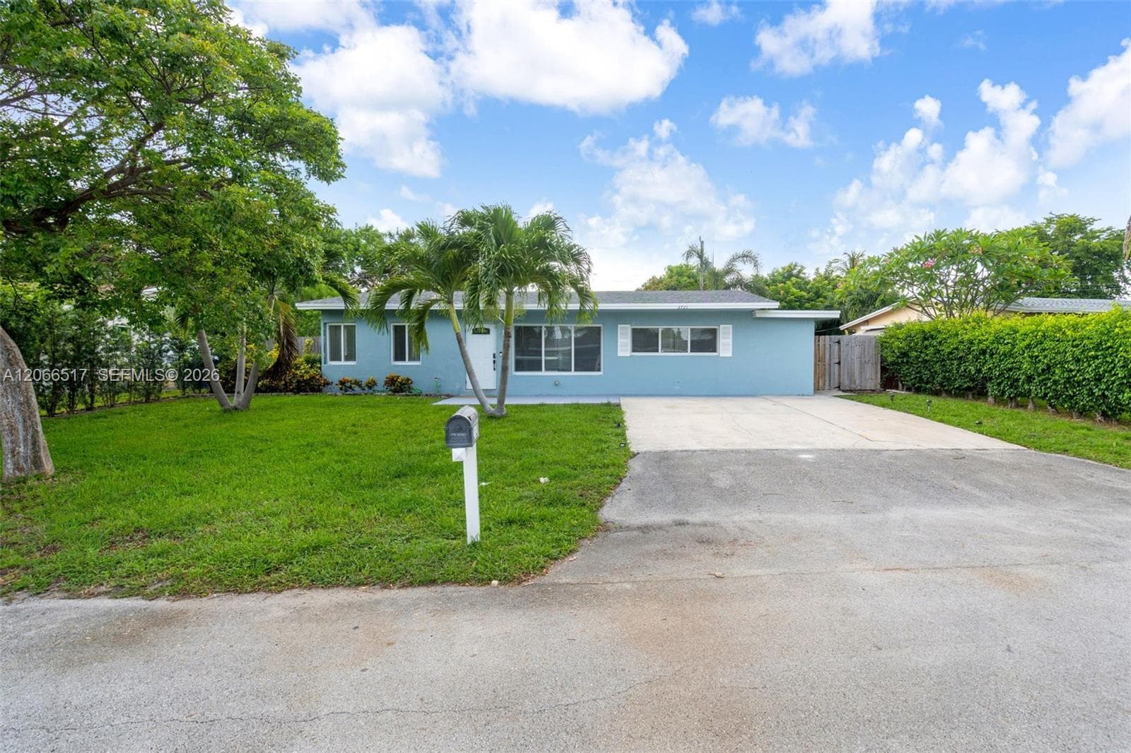 2721 NE 8th Ave, Pompano Beach, FL 33064 — zdjęcie 3