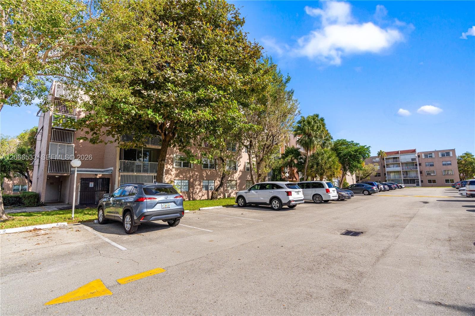 8501 NW 8th St # 106, Miami, FL 33126 — zdjęcie 3