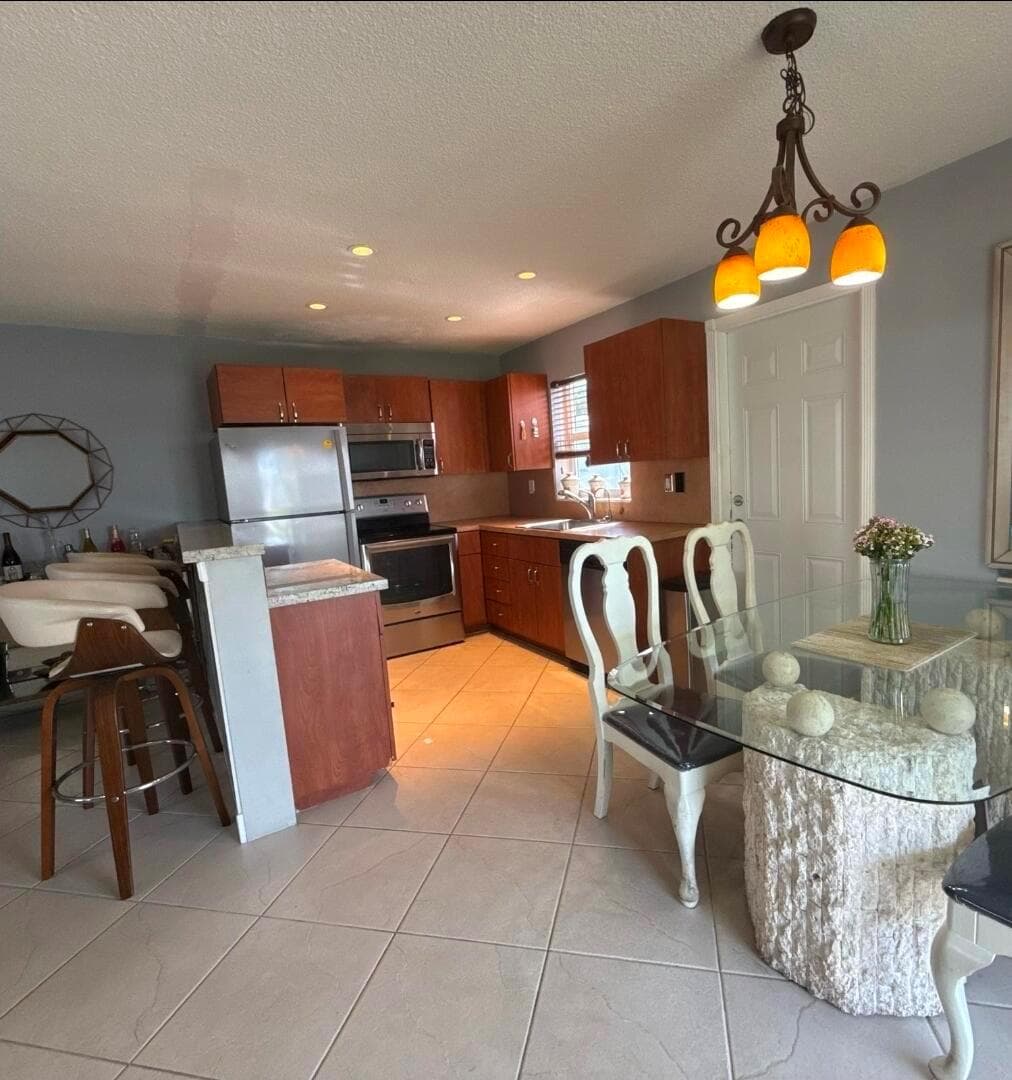 4301 NW 1st Terrace, Deerfield Beach, FL 33064 — zdjęcie 2