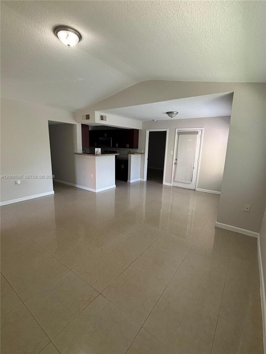 15591 SW 105th Ter # 511, Miami, FL 33196 — zdjęcie 3