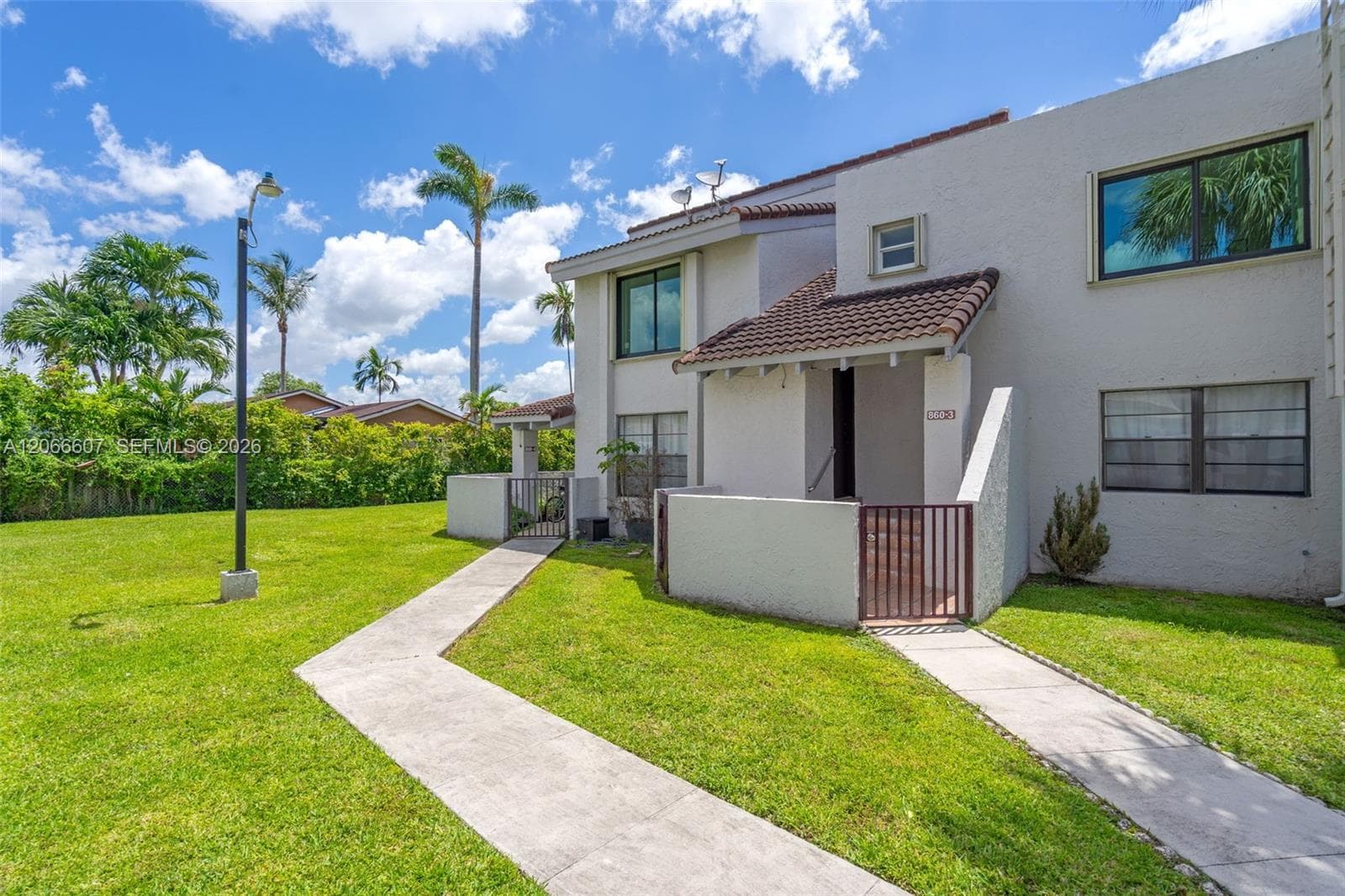 860 NW 106th Ave # 3B3-5, Miami, FL 33172