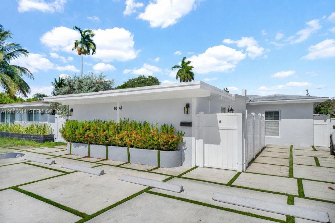 1041 NE 9th ave # A1, Fort Lauderdale, FL 33304 — zdjęcie 3