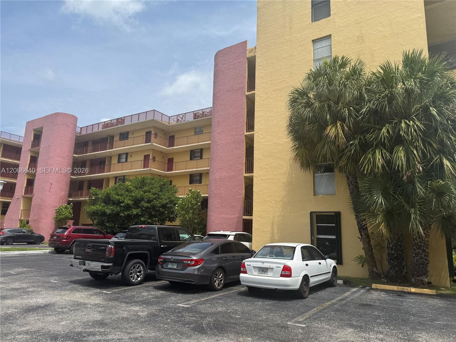 8775 Park Blvd # 123, Miami, FL 33172