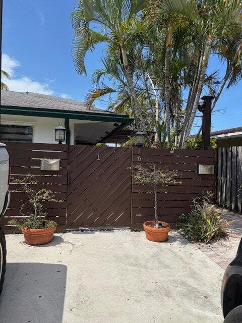 1637 NE 5TH Street # 2, Fort Lauderdale, FL 33301 — zdjęcie 2