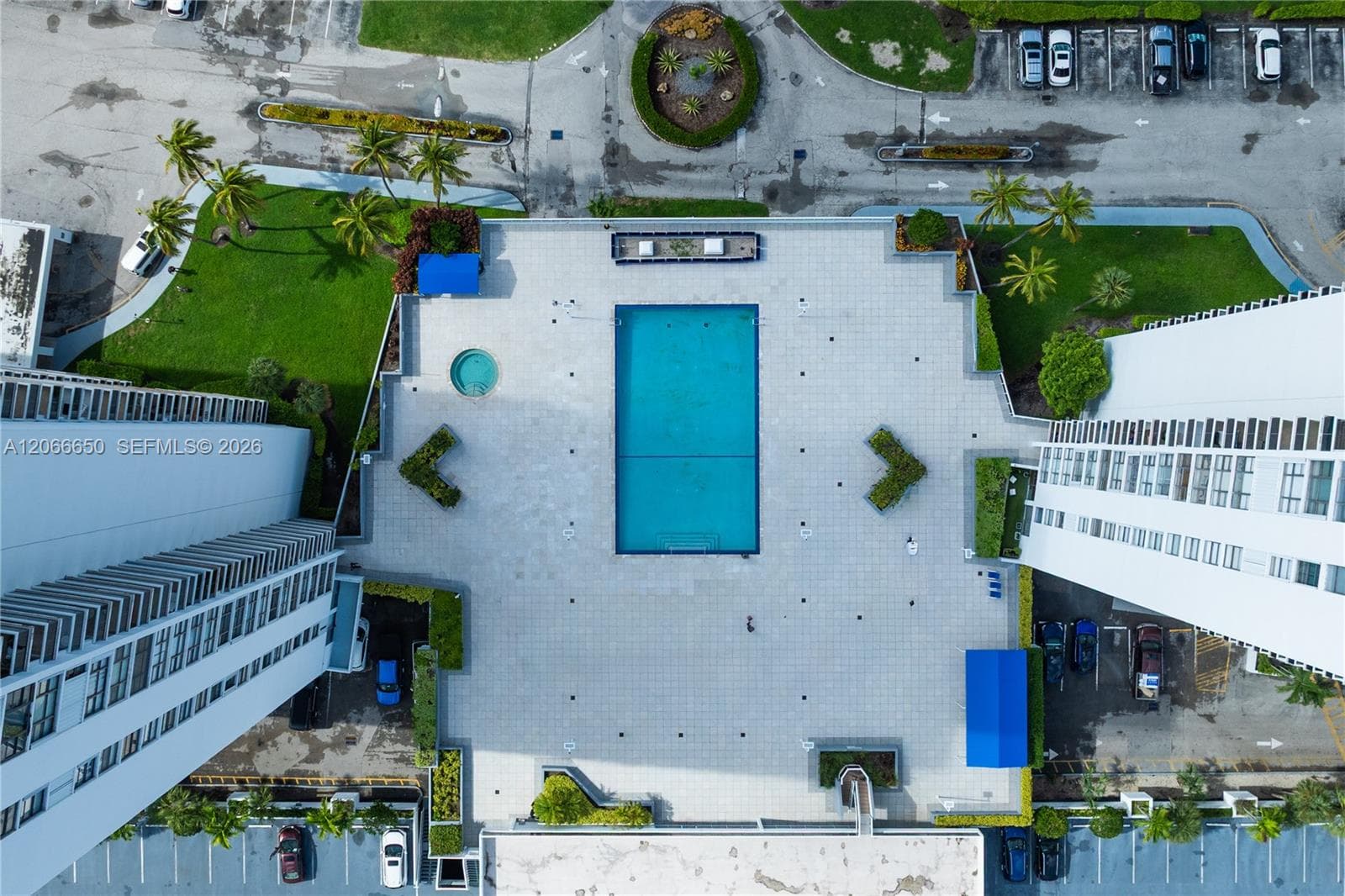 3675 N Country Club Dr # 401, Aventura, FL 33180 — zdjęcie 5