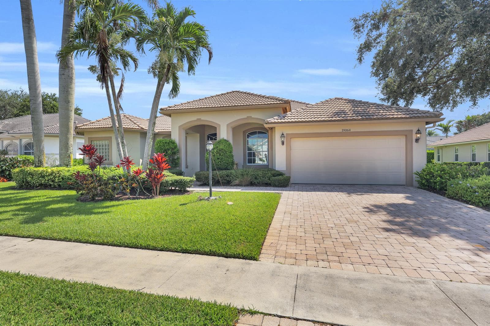 19064 SE Jupiter River Drive, Jupiter, FL 33458 — zdjęcie 2