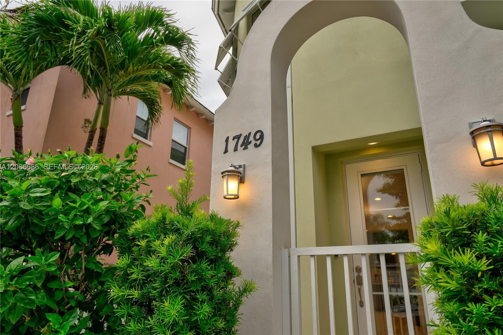 1749 NE 9th St, Fort Lauderdale, FL 33304 — zdjęcie 3