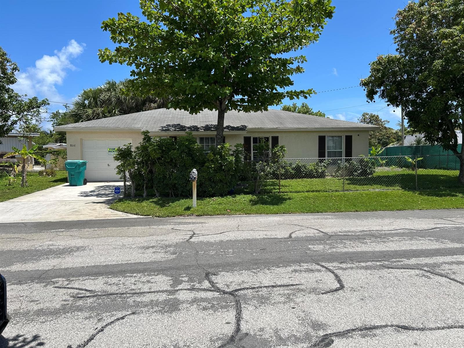 806 NW 1ST Street, Boynton Beach, FL 33435 — zdjęcie 3