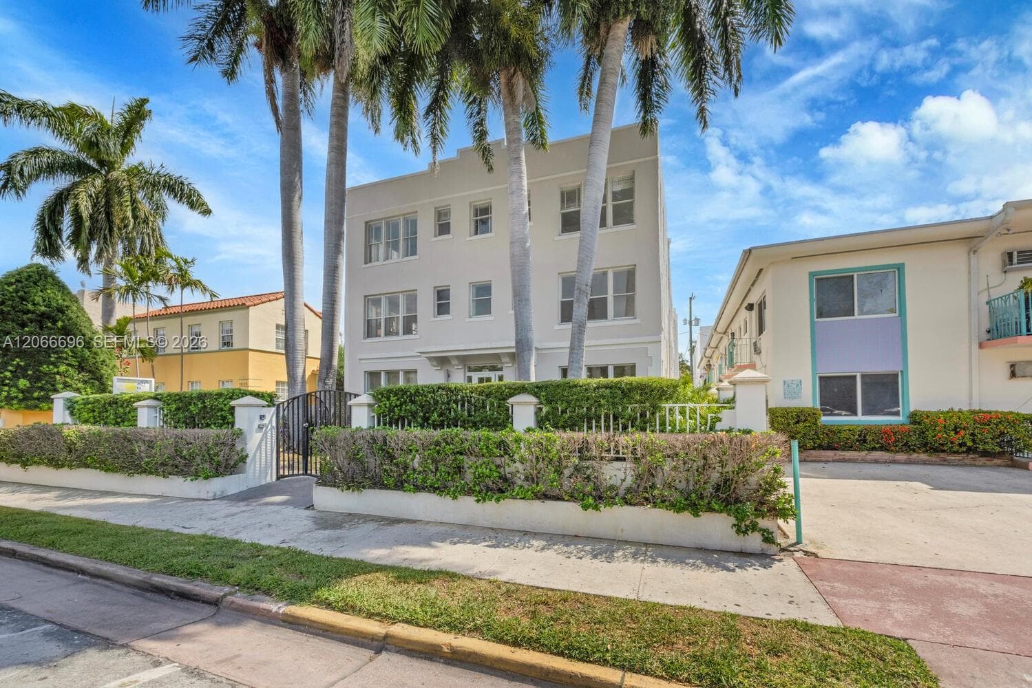 1027 Pennsylvania Ave # 201, Miami Beach, FL 33139 — zdjęcie 3