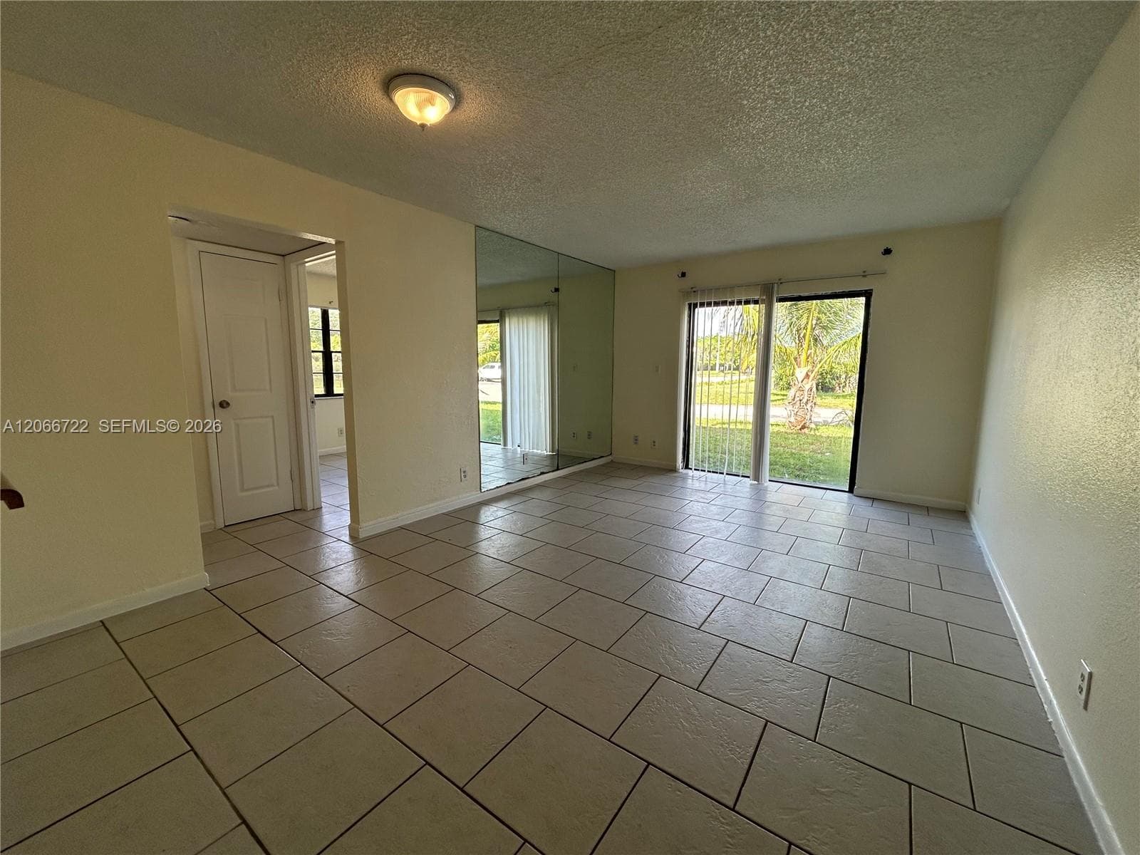 7625 Tam Oshanter Blvd # 102-2, North Lauderdale, FL 33068 — zdjęcie 5