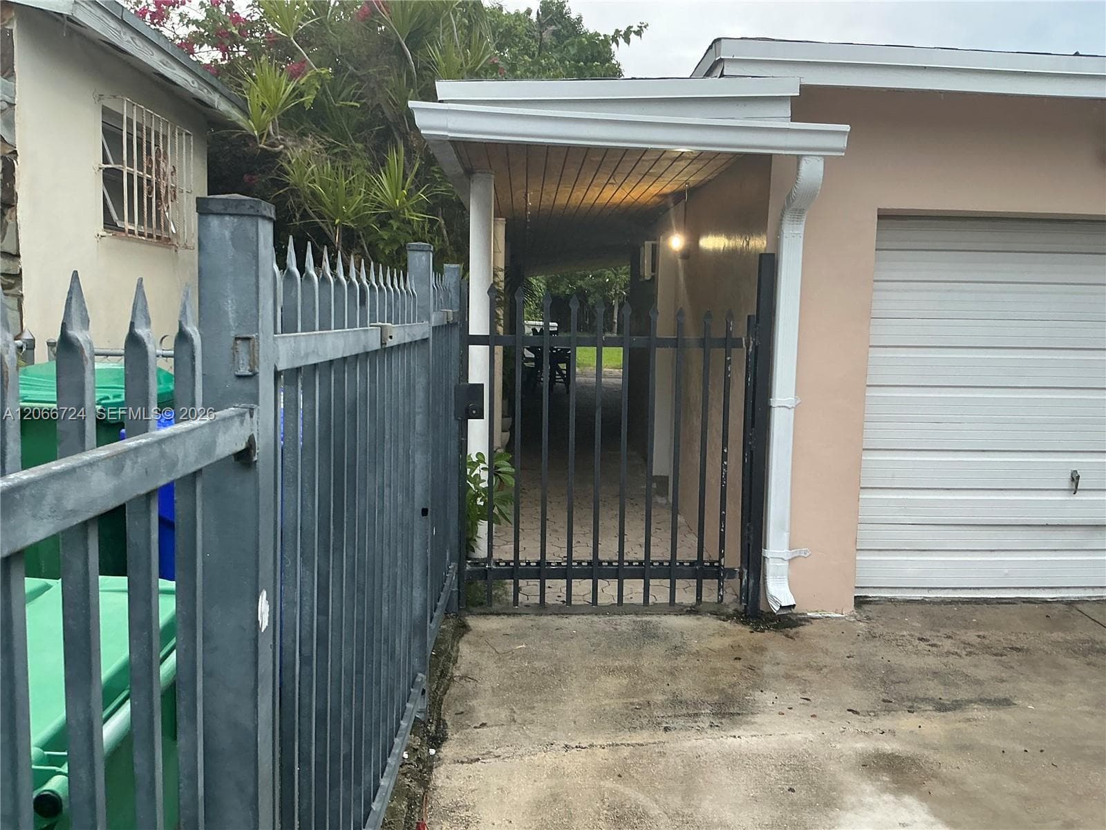 1855 NW 32nd St, Miami, FL 33142 — zdjęcie 5