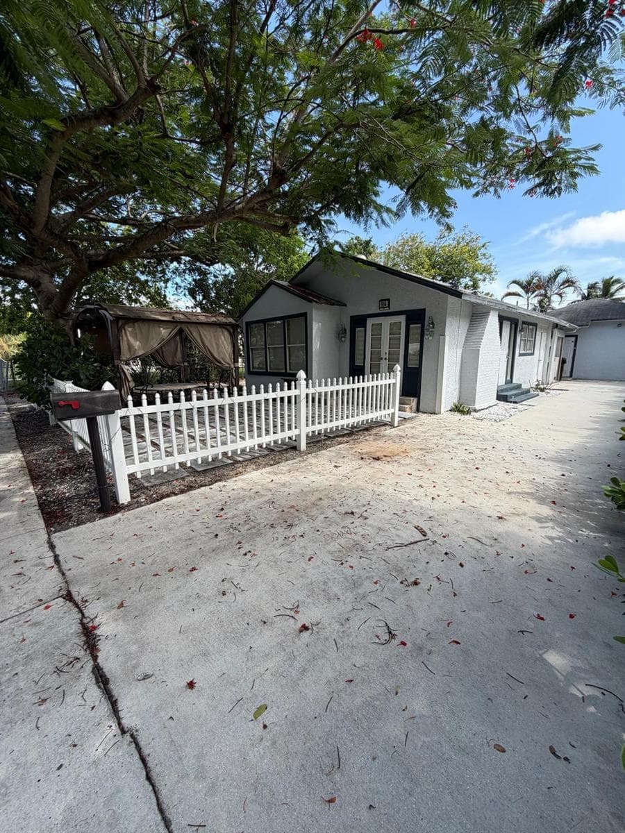 514 Churchill Road, West Palm Beach, FL 33405 — zdjęcie 2