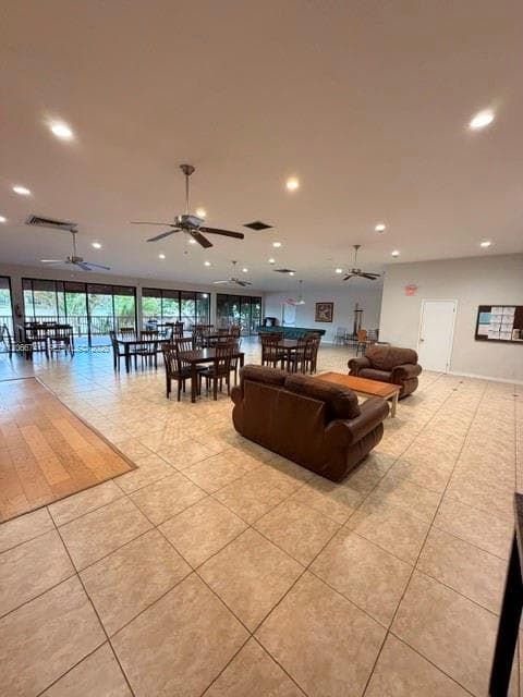 780 NE 199th St # 207E, Miami, FL 33179 — zdjęcie 5