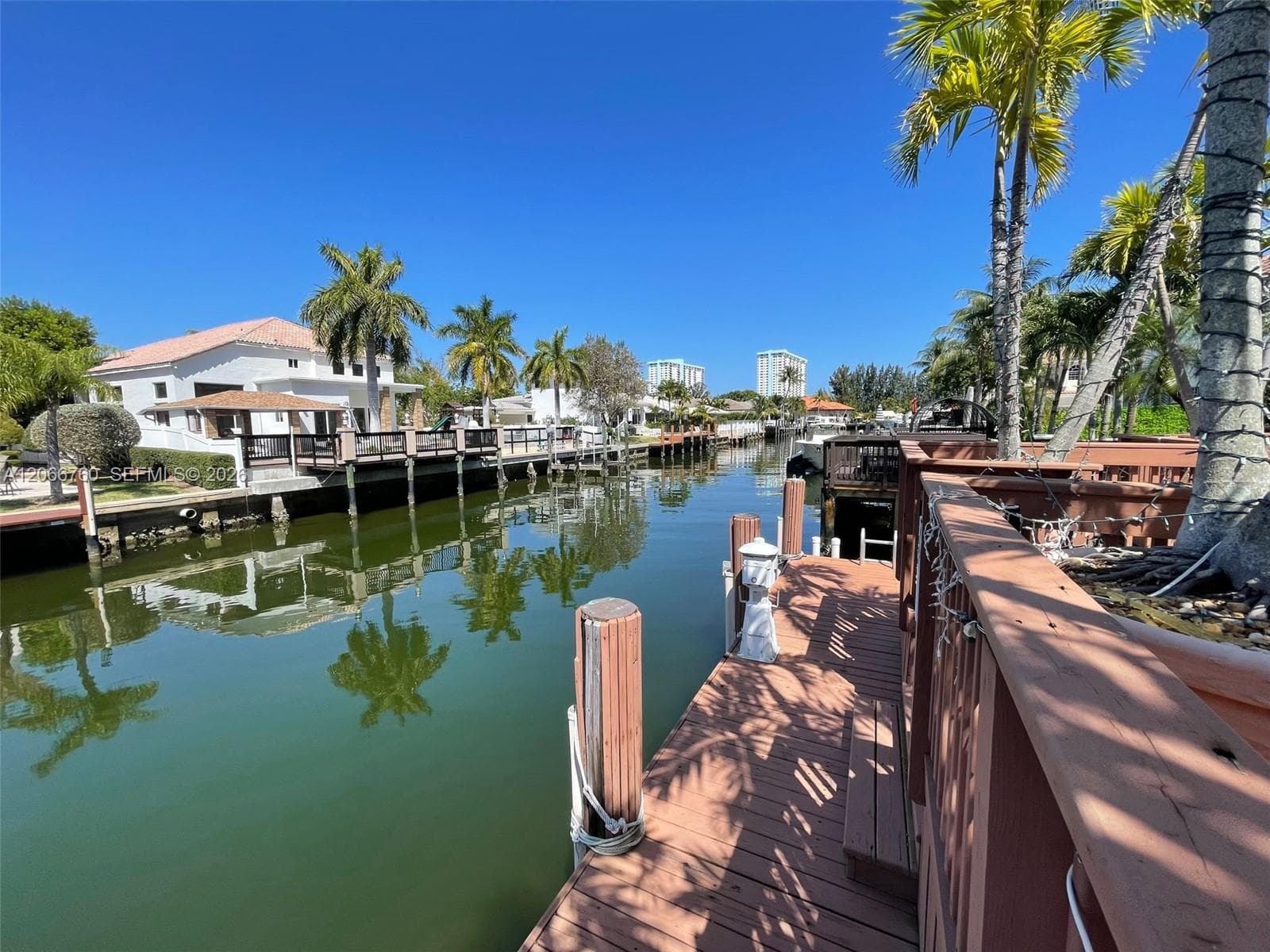 891 Captiva Dr, Hollywood, FL 33019 — zdjęcie 3
