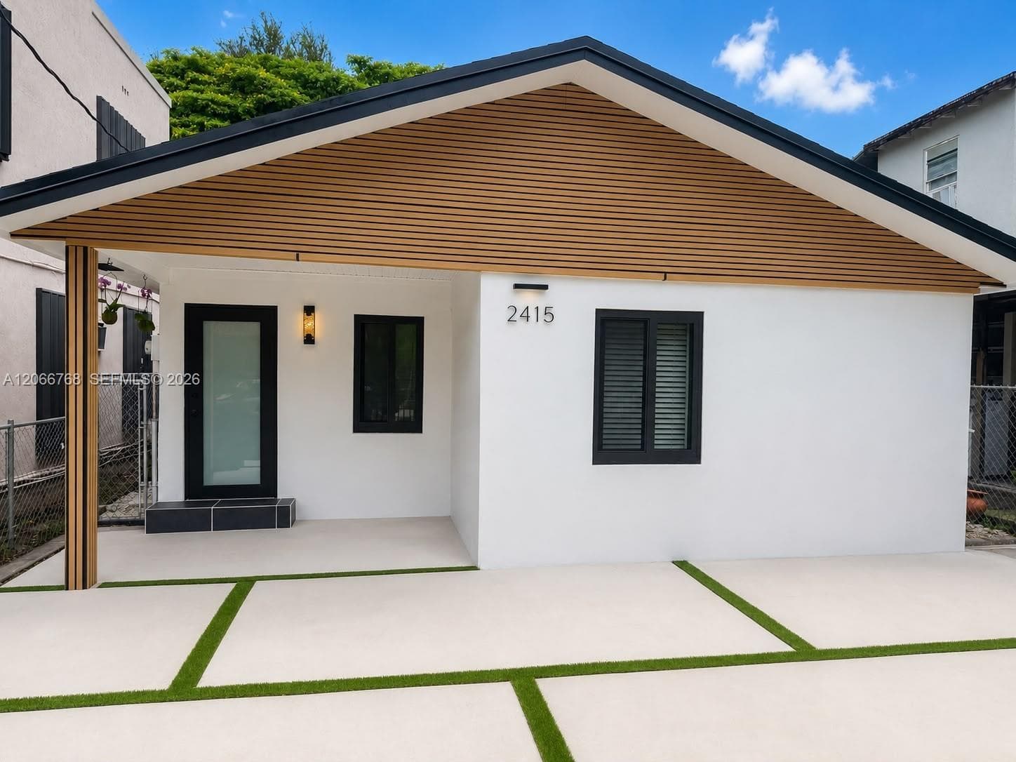 2415 NW 15th St, Miami, FL 33125 — zdjęcie 2