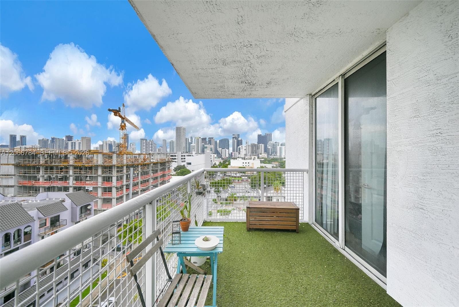 900 SW 8th St # 908, Miami, FL 33130 — zdjęcie 3