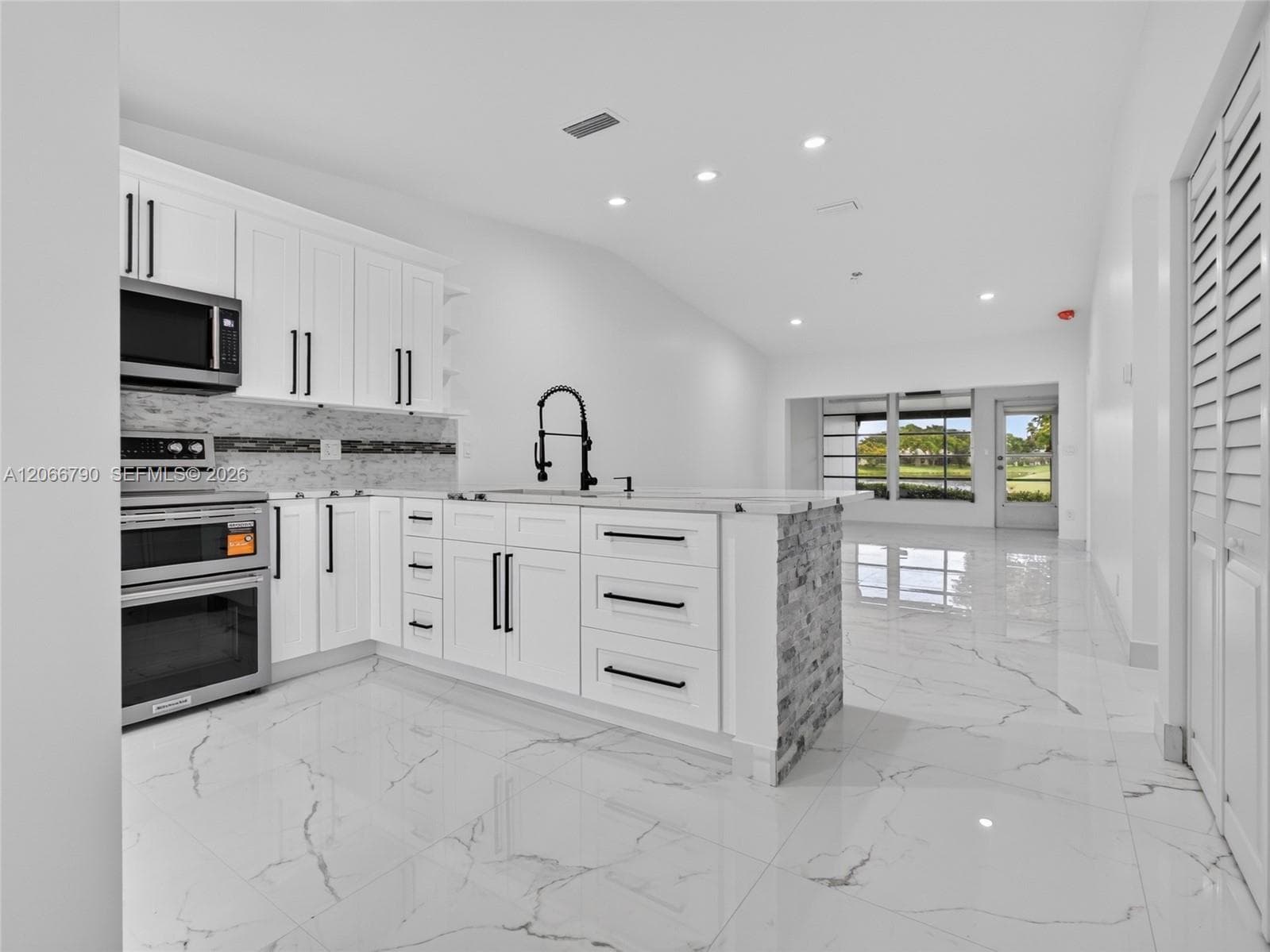 18956 Argosy Dr, Boca Raton, FL 33496 — zdjęcie 3