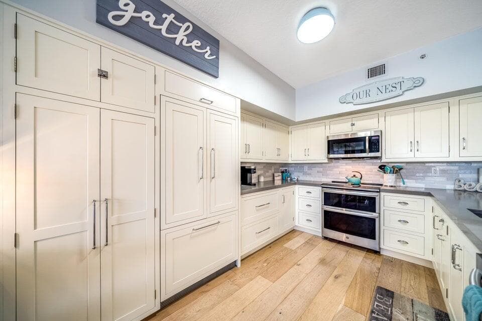 250 NE 3rd Avenue # 1502, Delray Beach, FL 33444