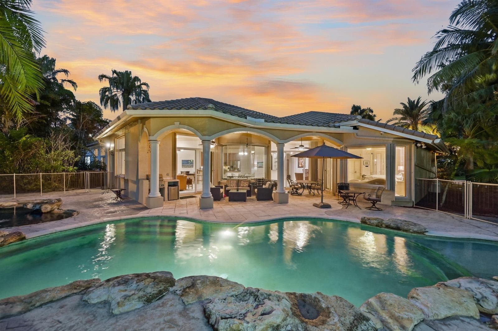 11889 NW 12TH Drive, Coral Springs, FL 33071 — zdjęcie 2