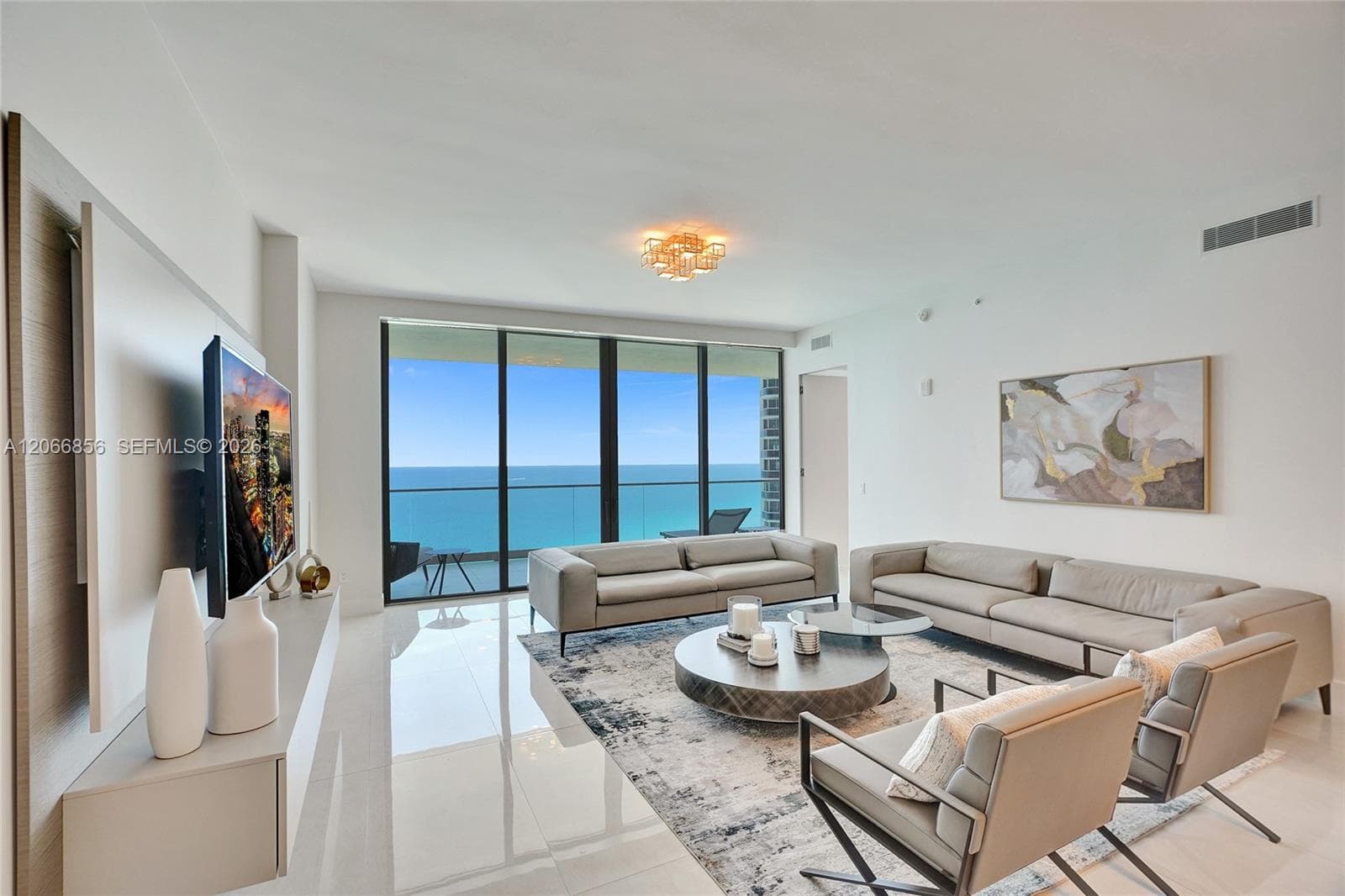 18975 Collins Ave # 2303, Sunny Isles Beach, FL 33160 — zdjęcie 2