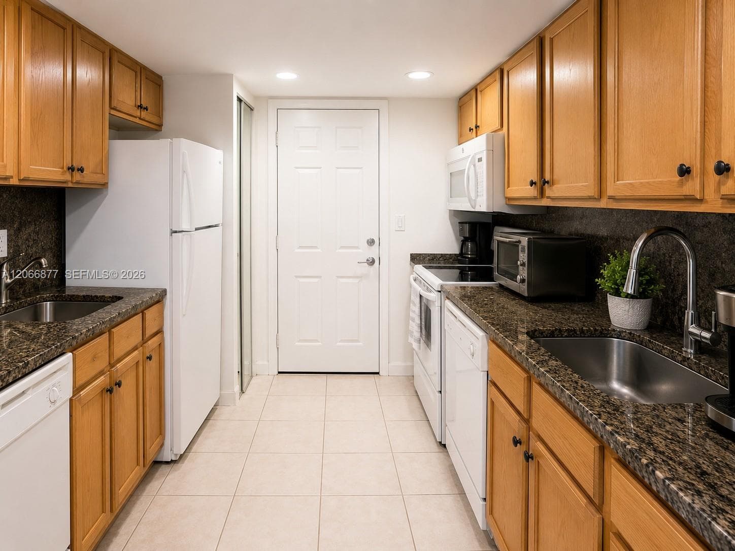 290 Sunrise Dr # 205, Key Biscayne, FL 33149 — zdjęcie 3