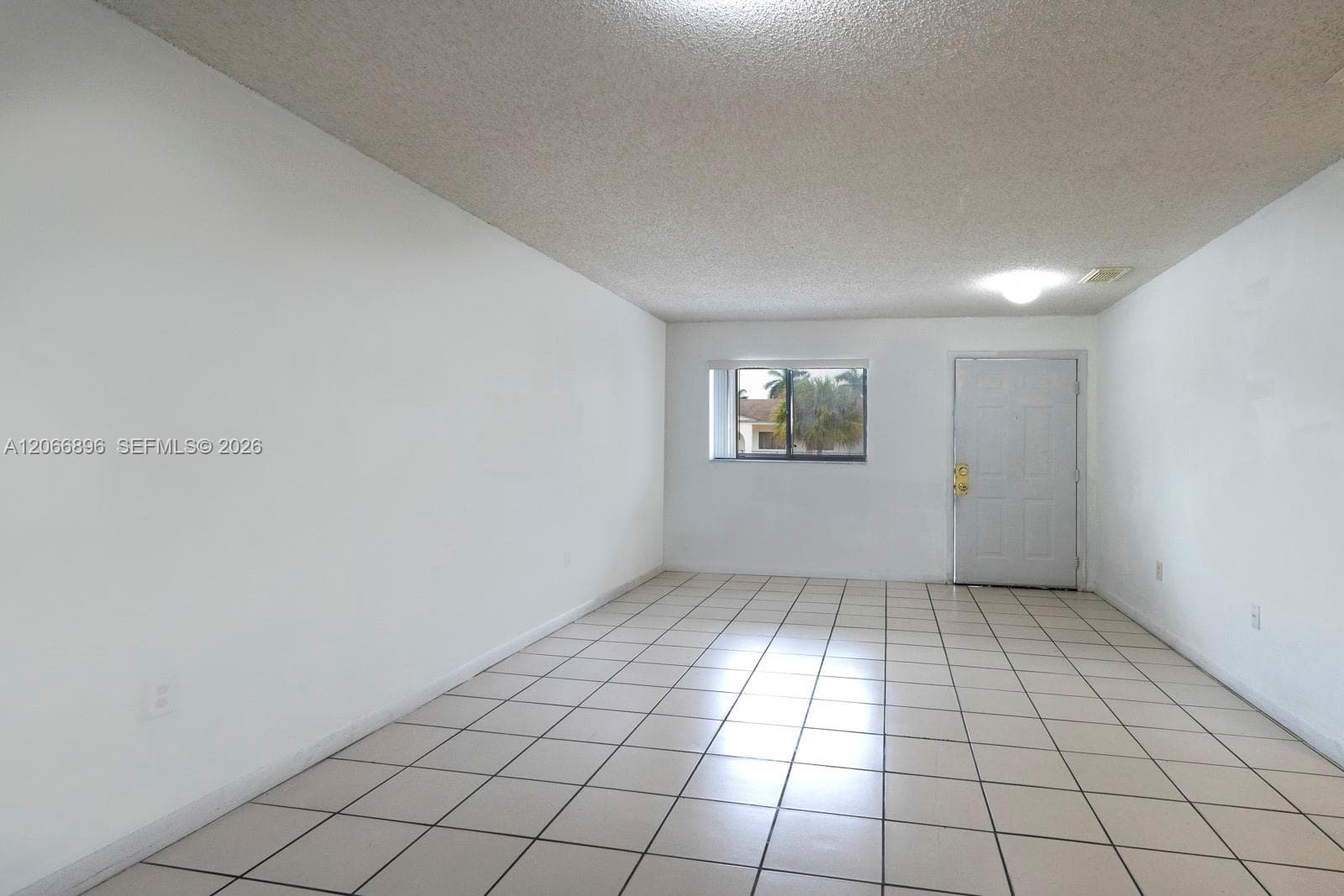 6305 W 22nd Ct # 203, Hialeah, FL 33016 — zdjęcie 5
