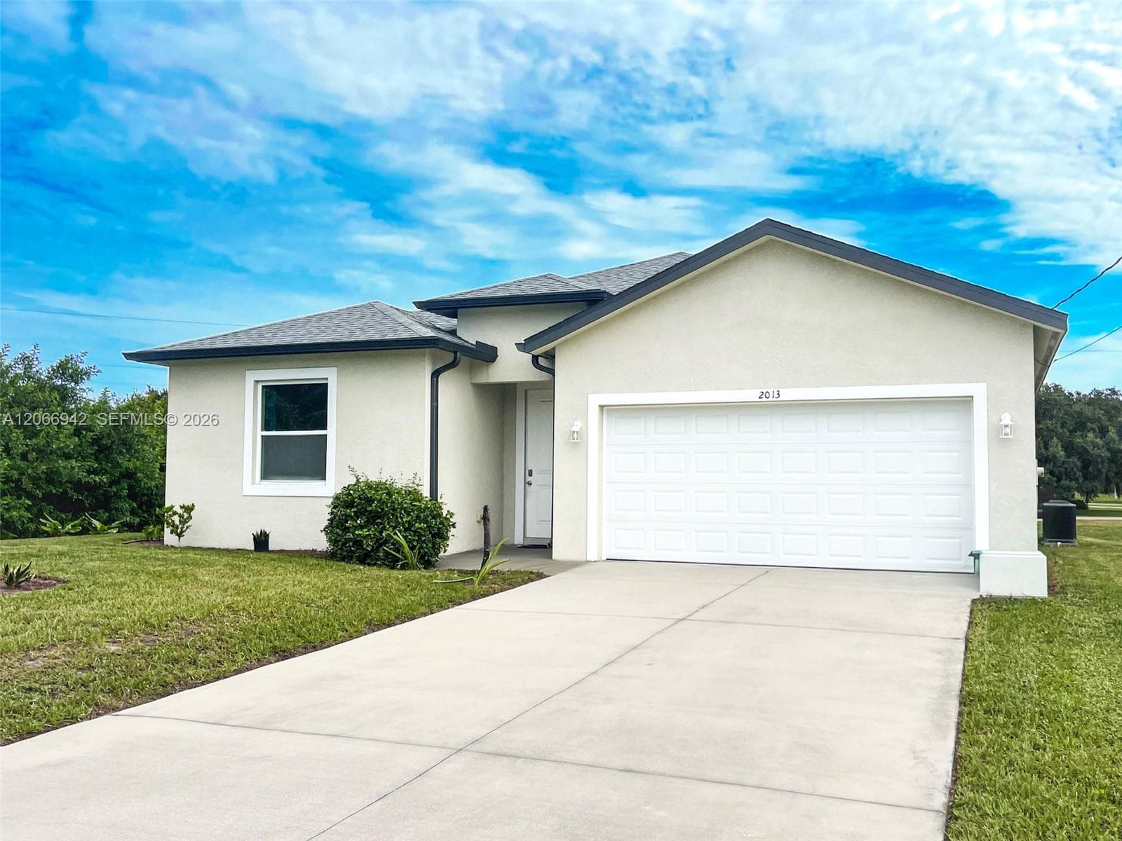 2013 Odessa Circle, La Belle, FL 33935