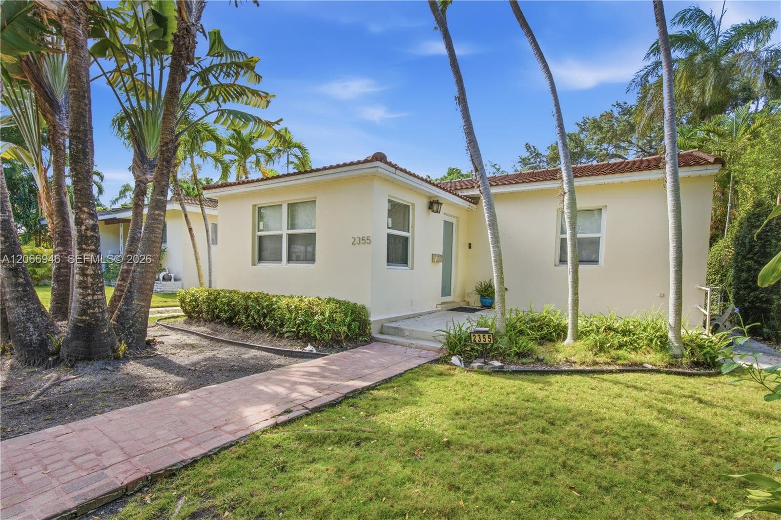 2355 Overbrook St, Miami, FL 33133 — zdjęcie 3